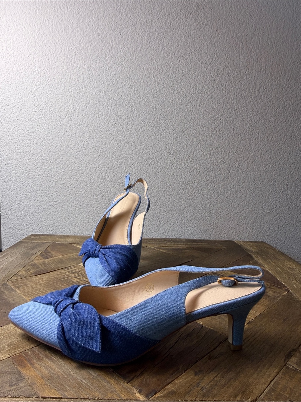 Size 8.5 Coutgo Denim Knot Slingback Heels in Blue - Women - Picture 9 of 10